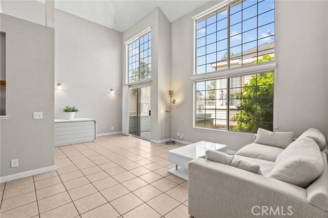 Pacoima, CA 91331,11150 Glenoaks BLD 98