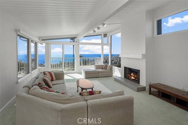 Laguna Beach, CA 92651,963 Santa Ana ST