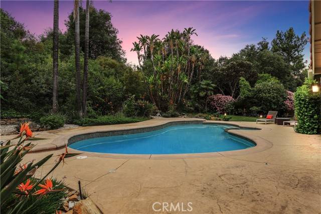 Calabasas, CA 91302,3811 Algonaut DR