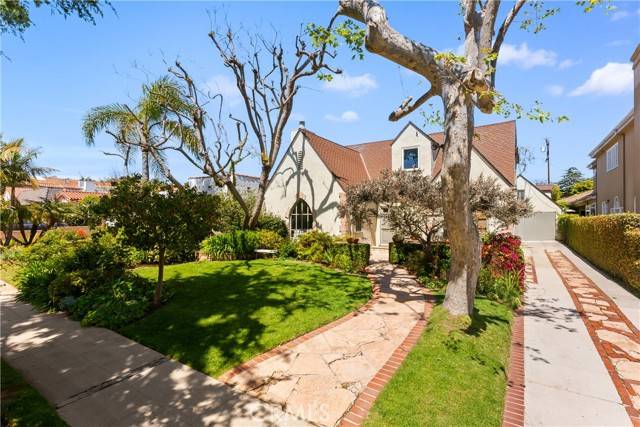 Santa Monica, CA 90402,549 15th ST