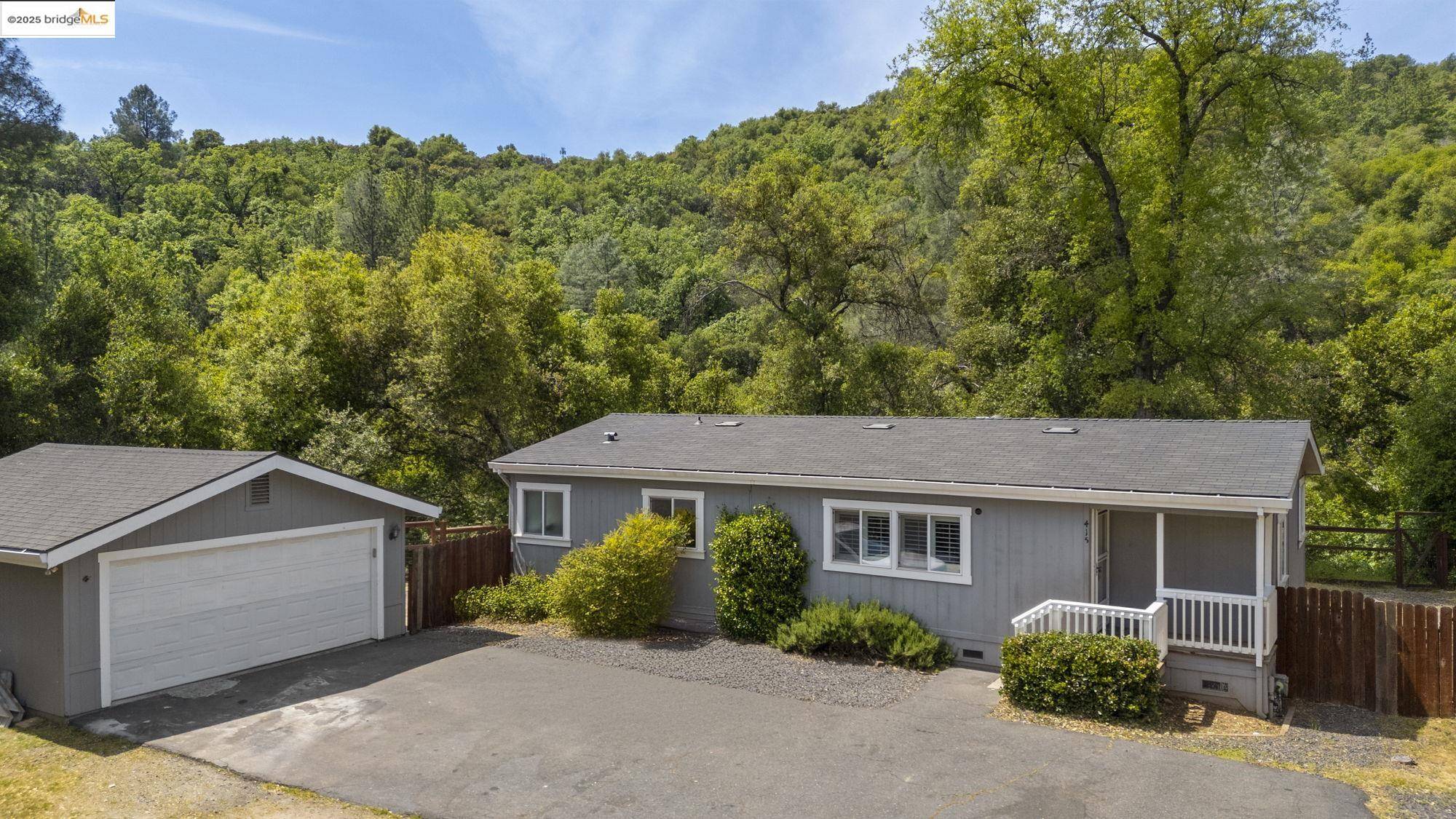 Sonora, CA 95370,415 Arbona Cir