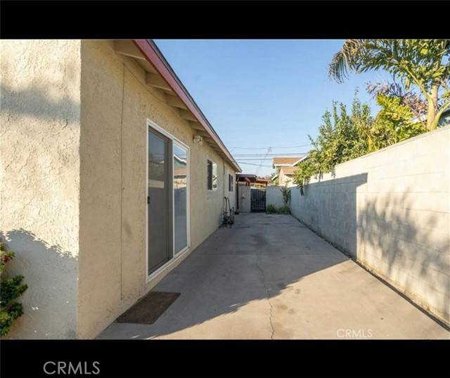 Wilmington, CA 90744,1119 E M ST