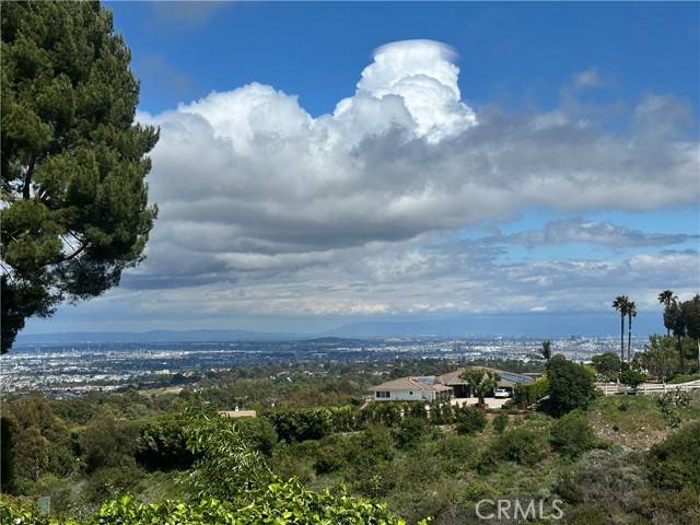 Palos Verdes Peninsula, CA 90274,27064 Sunnyridge RD