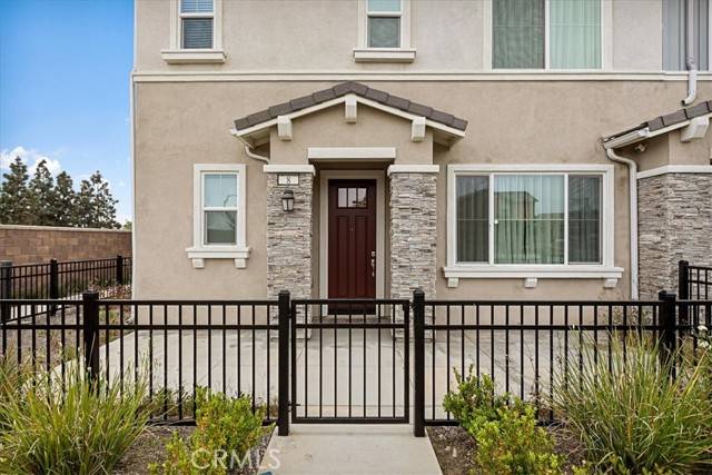 Fontana, CA 92336,16681 Wyndham LN 8