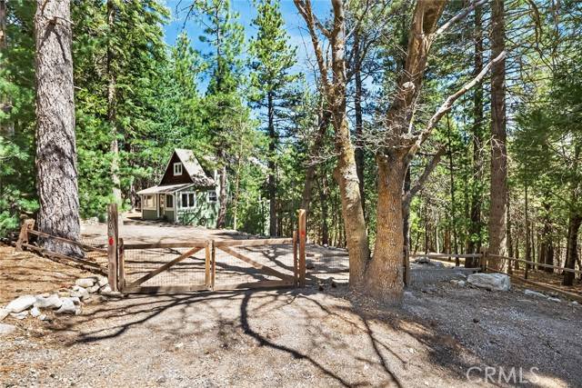Rimforest, CA 92378,1163 Scenic WAY