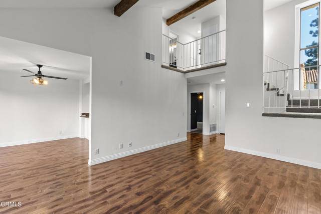 Newbury Park, CA 91320,607 White Oak LN