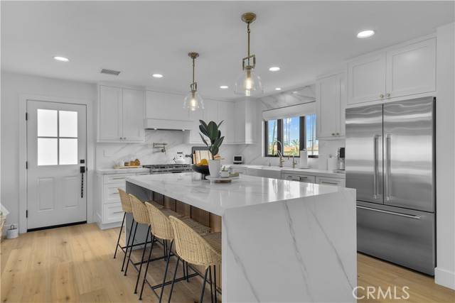 San Pedro, CA 90732,2128 W Paseo Del Mar