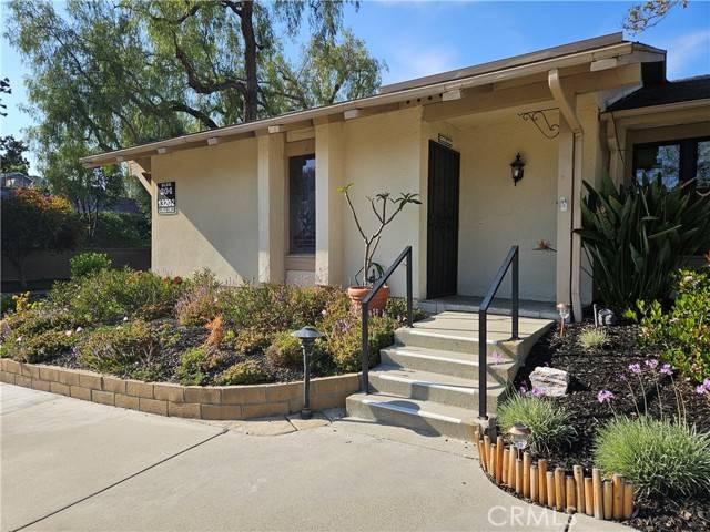 La Mirada, CA 90638,13202 La Jolla CIR A
