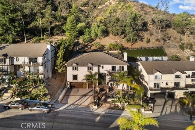 Glendale, CA 91208,3435 Oakmont View DR