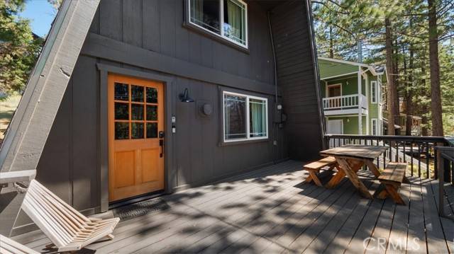 Big Bear Lake, CA 92315,42678 Cougar RD