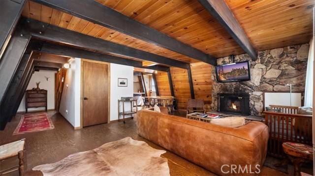 Big Bear Lake, CA 92315,42678 Cougar RD