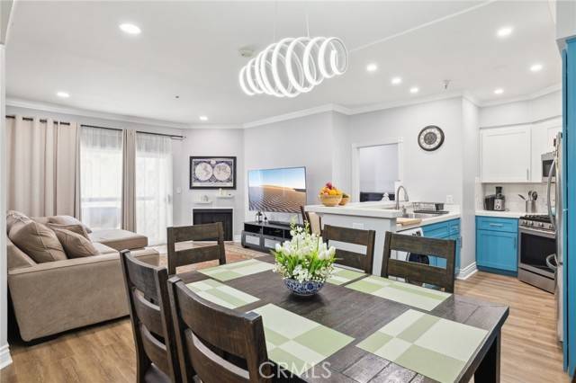 Van Nuys, CA 91411,14914 Hamlin ST 104