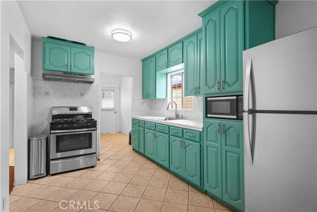 Los Angeles, CA 90042,4917 Lincoln AVE