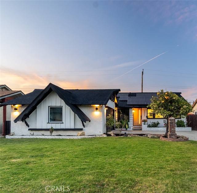 Bellflower, CA 90706,10057 Faywood