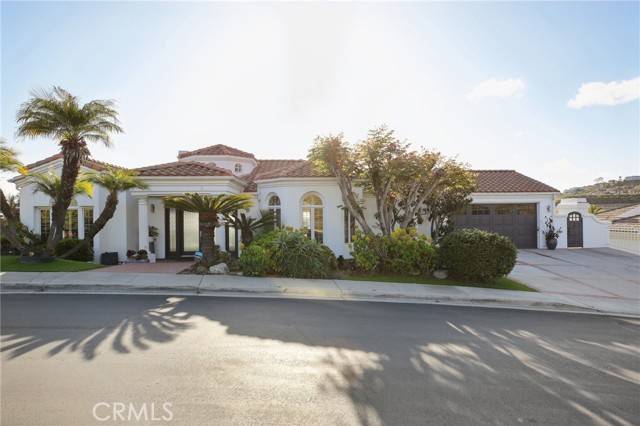San Clemente, CA 92673,3 Via Pasa