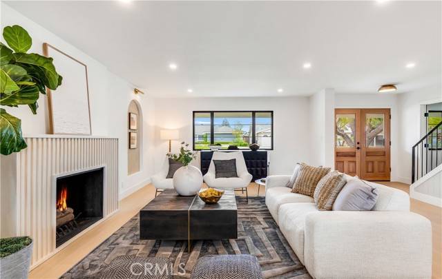 Tustin, CA 92780,14711 Mimosa LN
