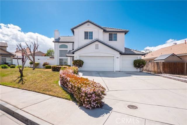 Hesperia, CA 92344,8932 Wedgewood CT