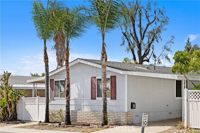 Redlands, CA 92374,1721 E Colton AVE 30