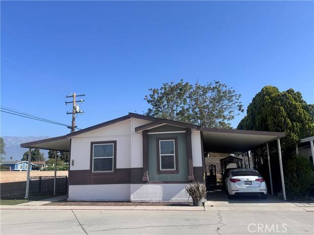 Fontana, CA 92335,8297 Cottonwood AVE 1
