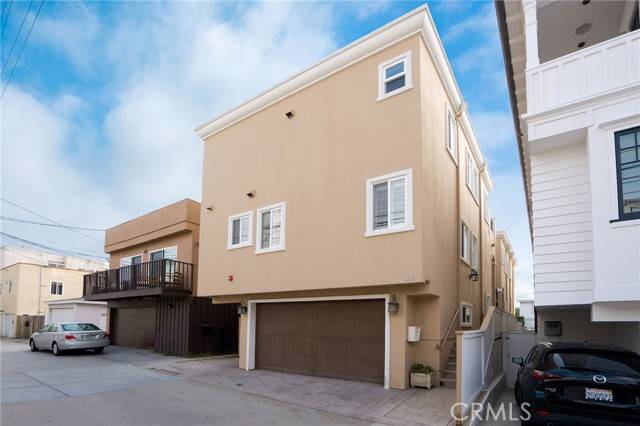 Manhattan Beach, CA 90266,617 Crest DR