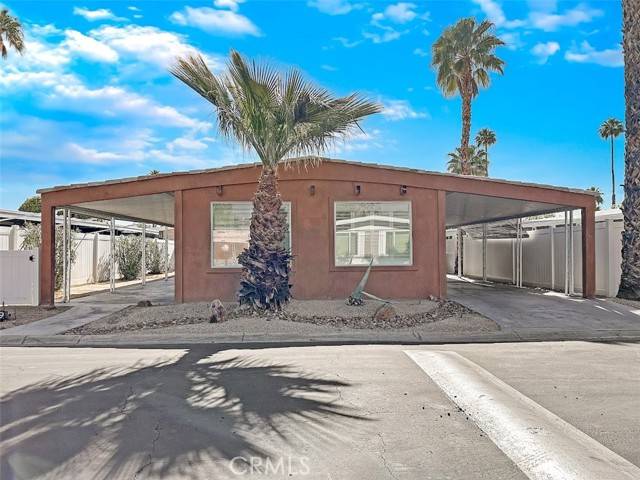 Palm Springs, CA 92264,199 Juniper DR
