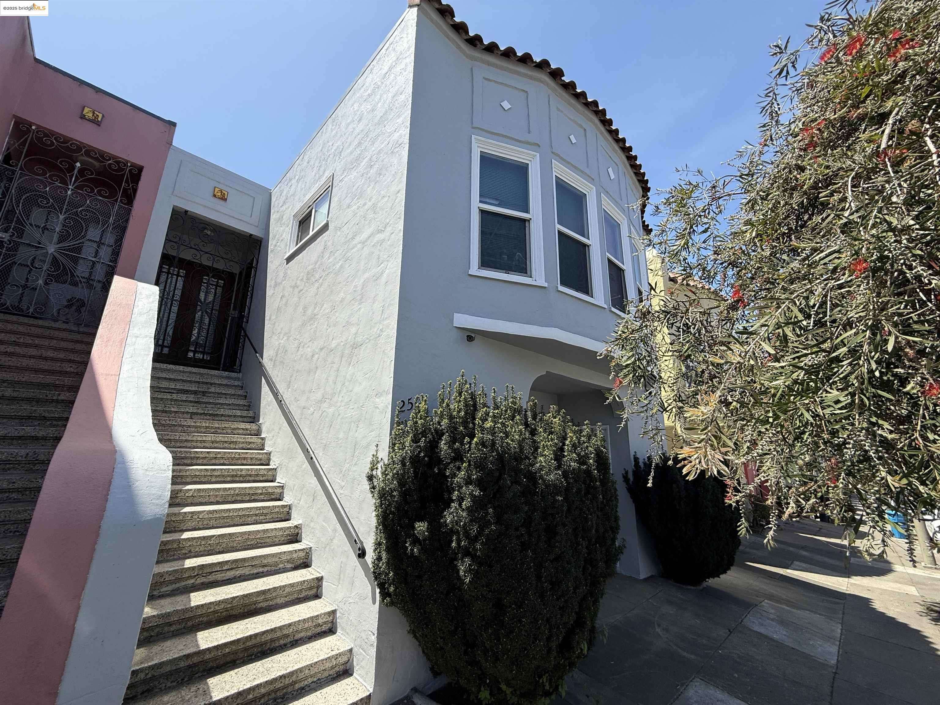 San Francisco, CA 94112,250 Silver Ave