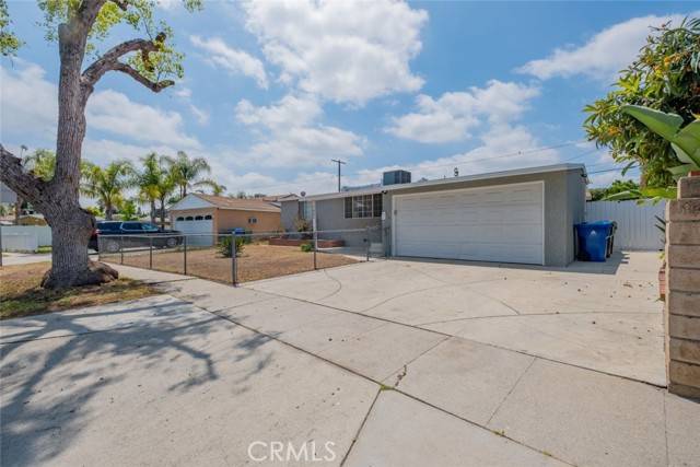 Panorama City, CA 91402,7865 Cantaloupe AVE