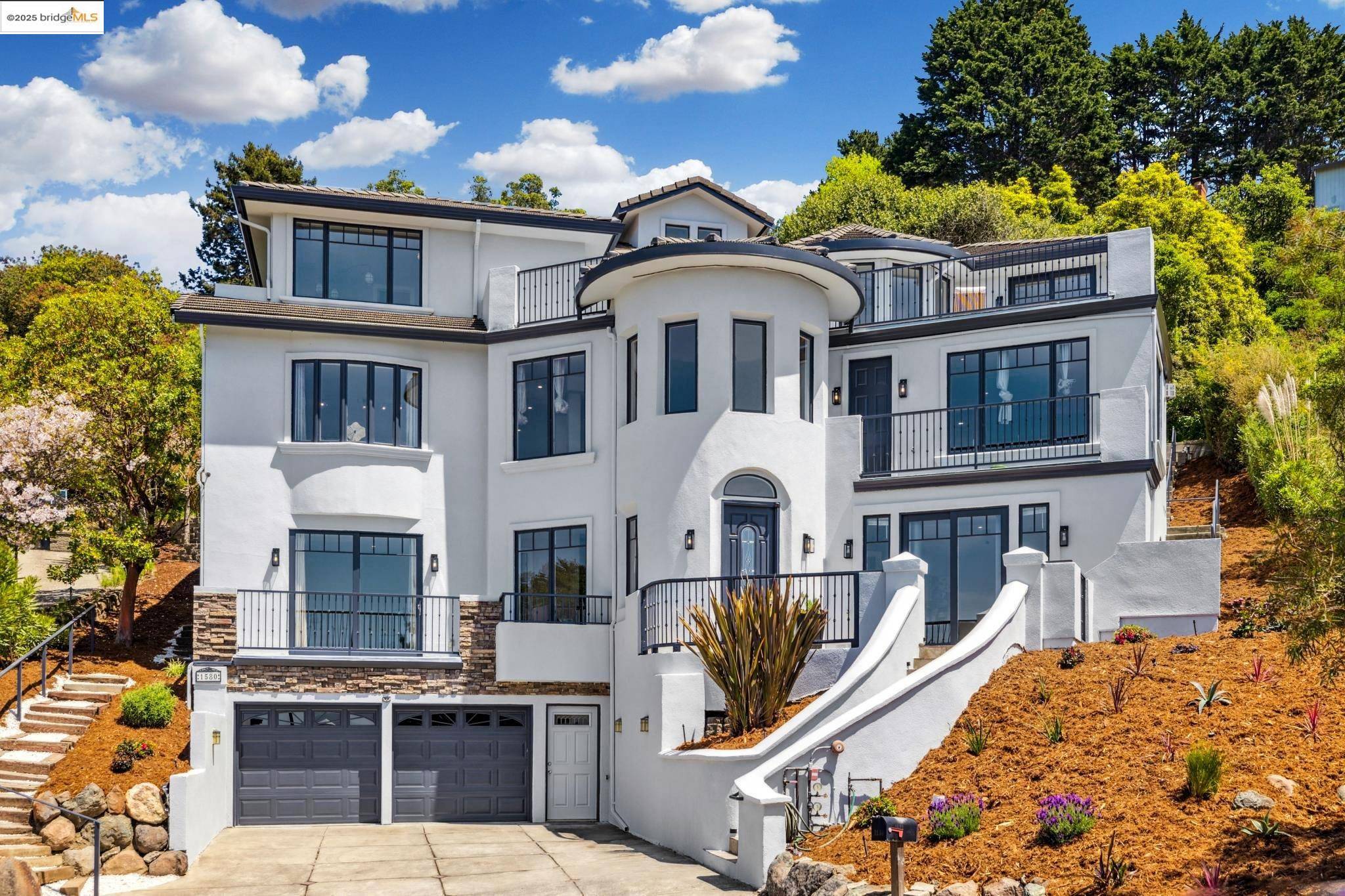 El Cerrito, CA 94530,1580 Regency Ct