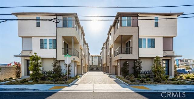 Placentia, CA 92870,1590 E Hermosa 3