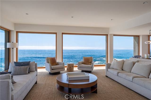 Laguna Beach, CA 92651,1901 Ocean WAY