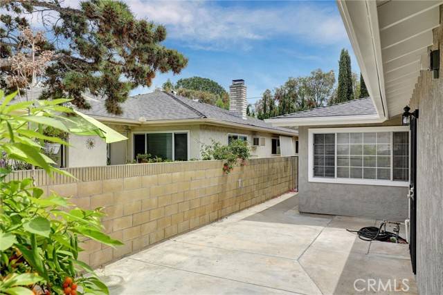 Orange, CA 92865,402 E Glendale DR