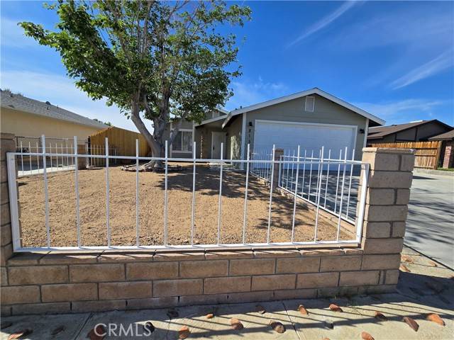 Ridgecrest, CA 93555,813 Victoria CT