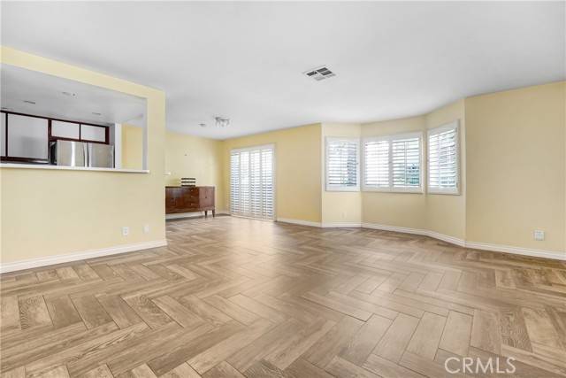 Sylmar, CA 91342,11300 Foothill BLD 97