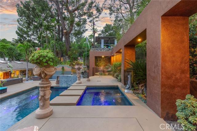 North Tustin, CA 92705,9885 Deerhaven DR