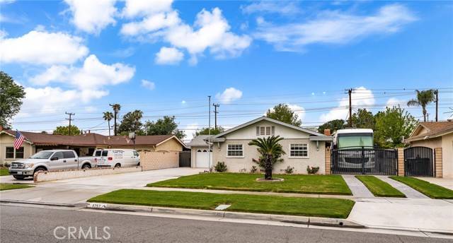 Riverside, CA 92503,8757 San Vicente AVE