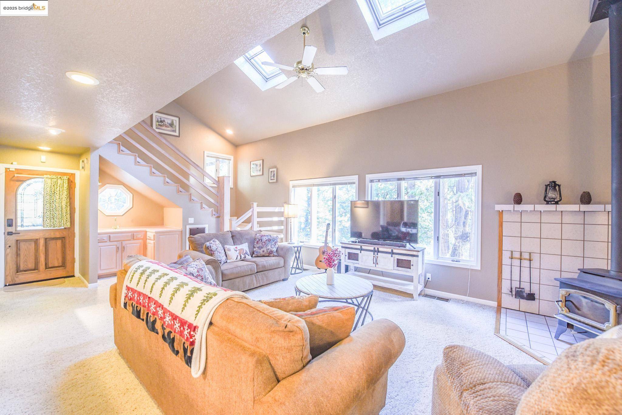 Twain Harte, CA 95383,19899 Sunrise Dr