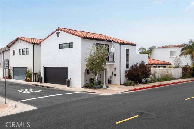 Newport Beach, CA 92663,317 Via Lido Nord