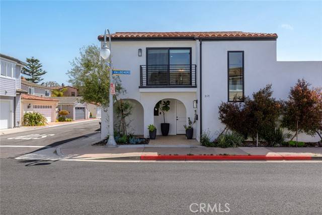 Newport Beach, CA 92663,317 Via Lido Nord