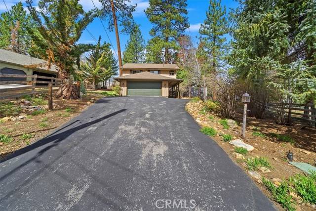 Big Bear Lake, CA 92315,41604 Hummingbird LN
