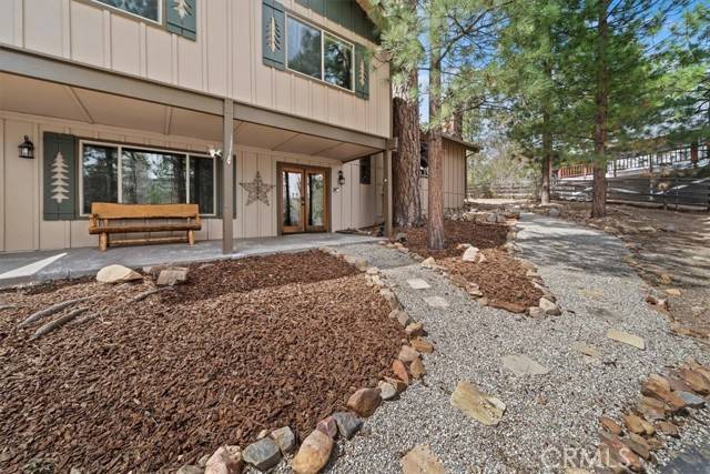 Big Bear Lake, CA 92315,41604 Hummingbird LN