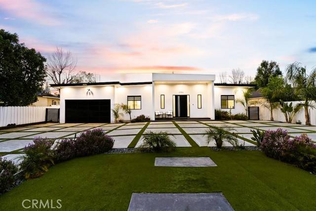 Woodland Hills, CA 91367,23143 Leonora DR