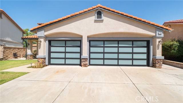 Fontana, CA 92336,14930 Catania WAY