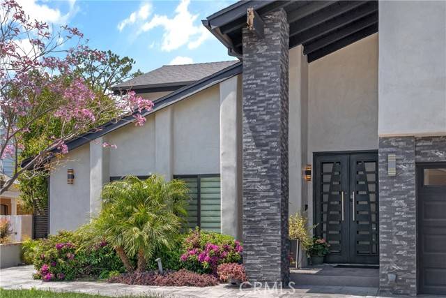Calabasas, CA 91302,26011 Redbluff DR