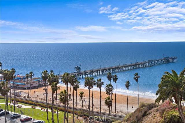 San Clemente, CA 92672,411 Avenida Granada 4F