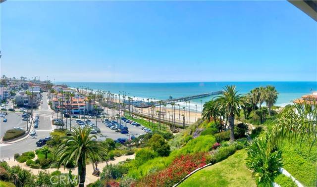 San Clemente, CA 92672,411 Avenida Granada 4F