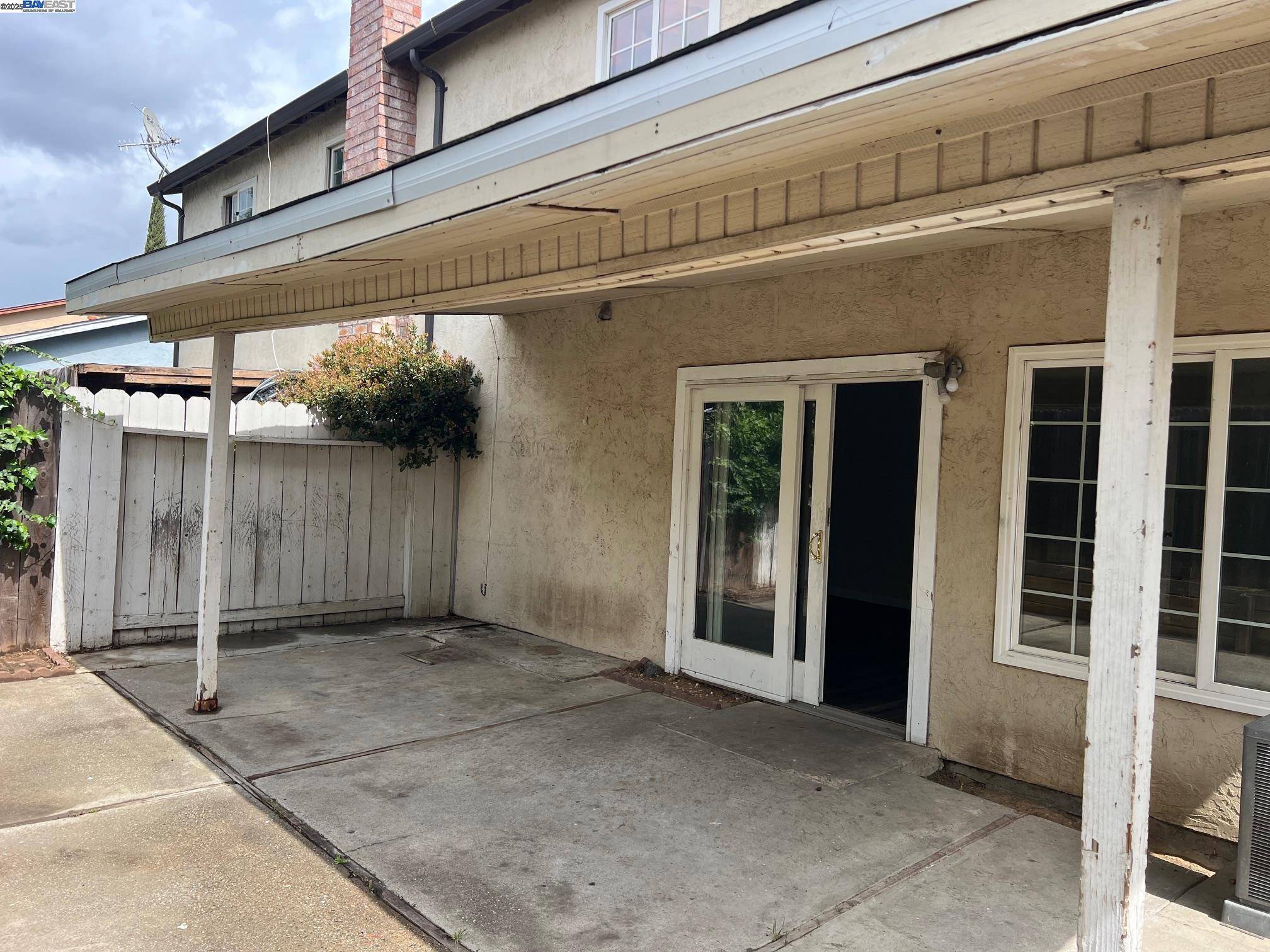 Antioch, CA 94509,2202 Banyan WAY
