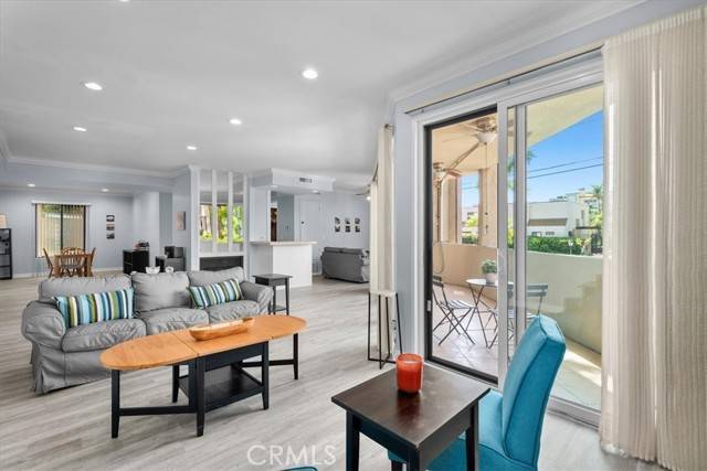 Encino, CA 91316,5216 Yarmouth AVE 106