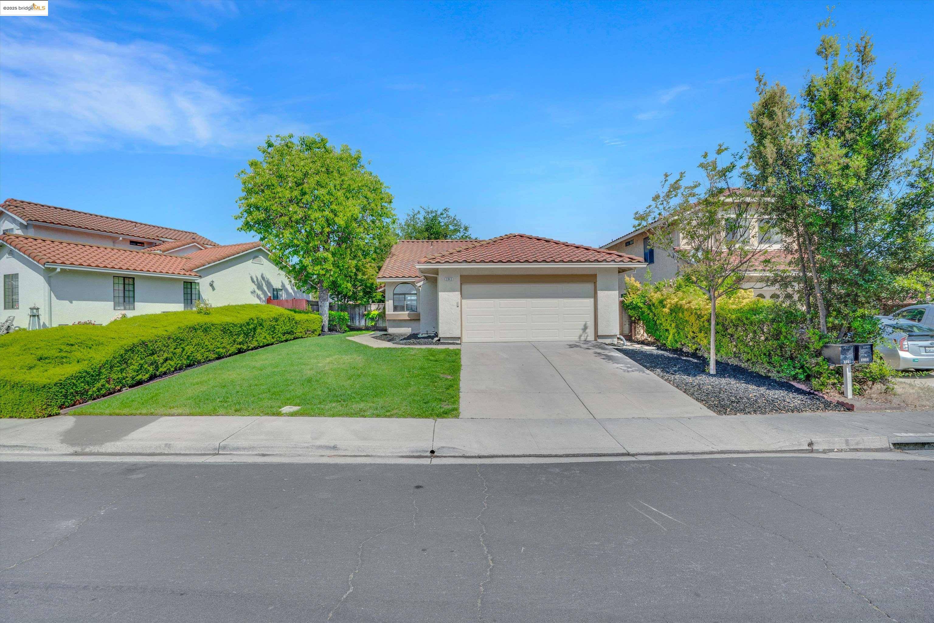 Antioch, CA 94509,2843 Filbert St