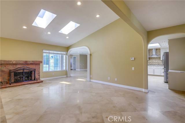 Mission Viejo, CA 92692,27635 Durazno