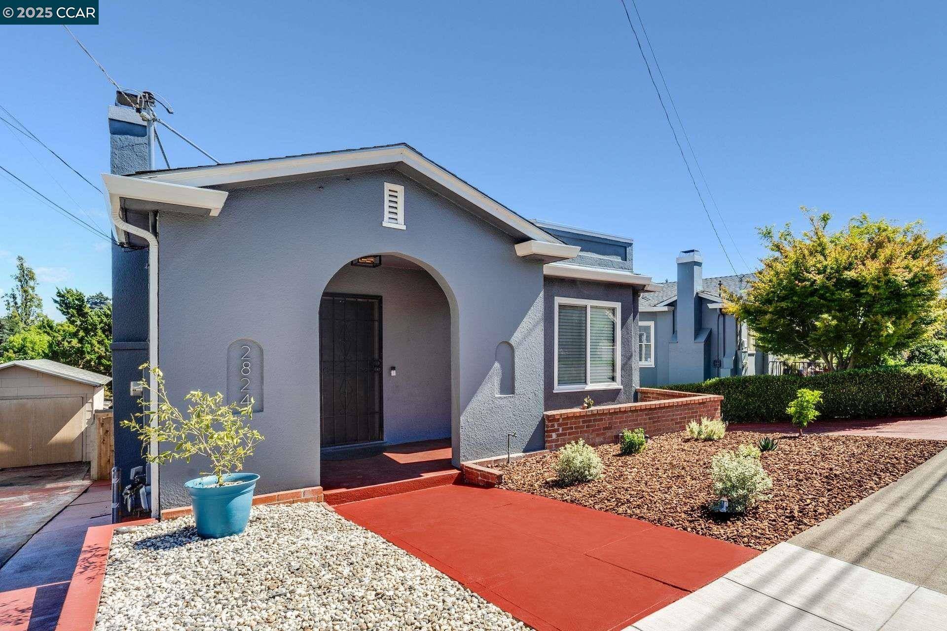 Oakland, CA 94619,2824 Best AVE